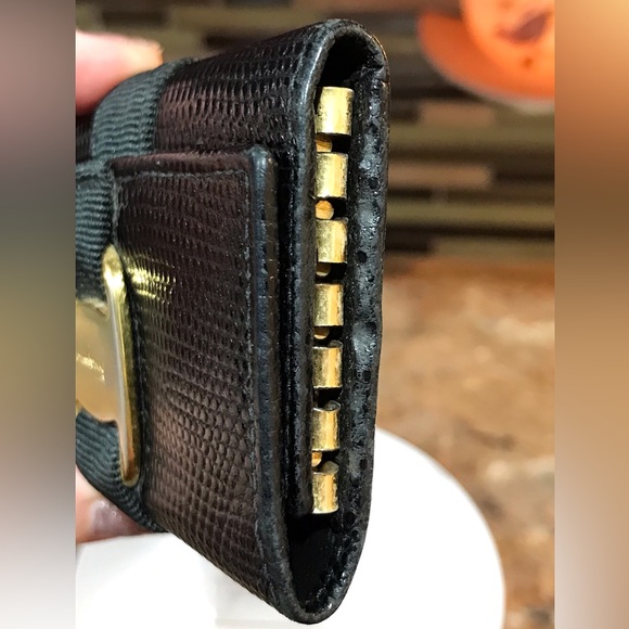 Salvatore Ferragamo 6-Key Holder Vara Ribbon Leather Case ππ₯π€ - Picture 15 of 17